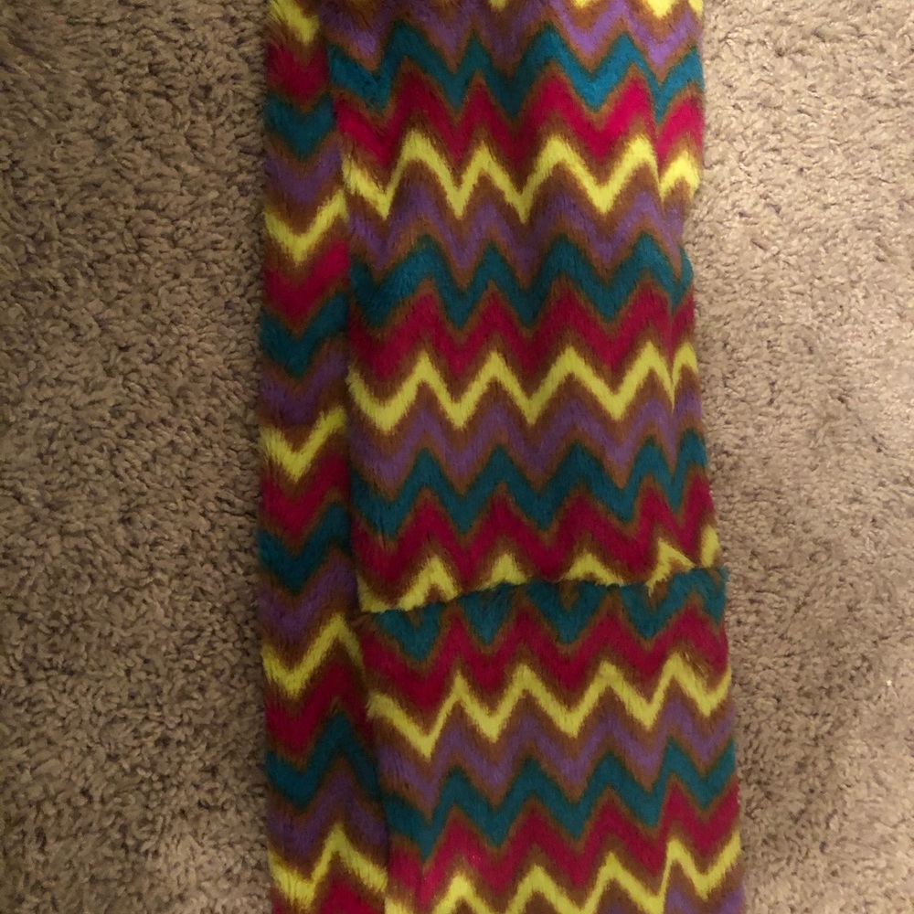 CUTE SCARF